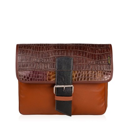 brazowa-torba-damska-na-ramie-skorzana-listonoszka-Student 00-321-0404-E10-611610P_Foto1.jpg