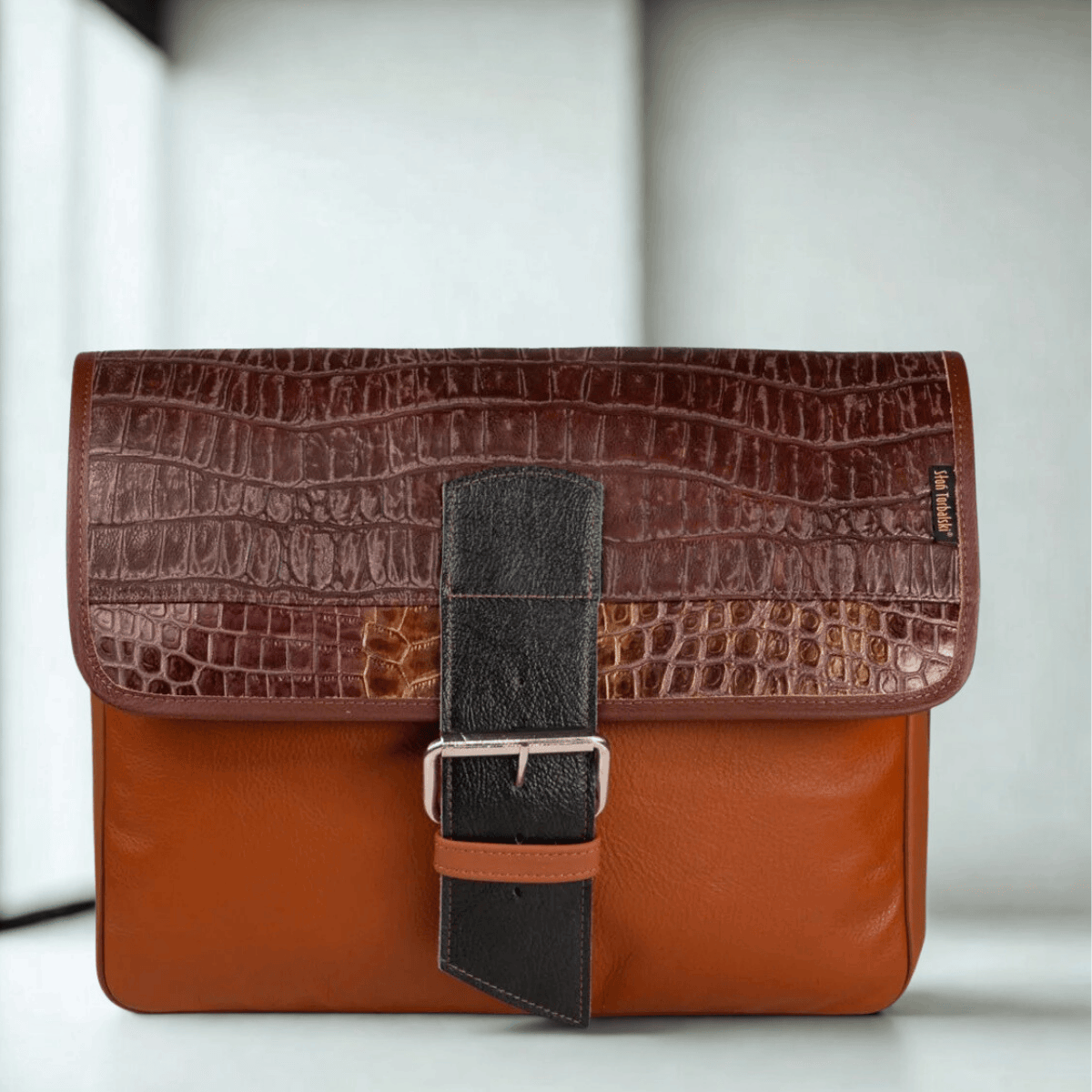 listonoszka skórzana croco 00-321-0404-E10-611610P  (1).jpg