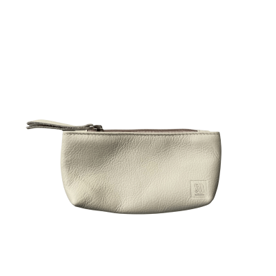 etui skórzane na klucze 00-101-1111-E10-281803.jpg