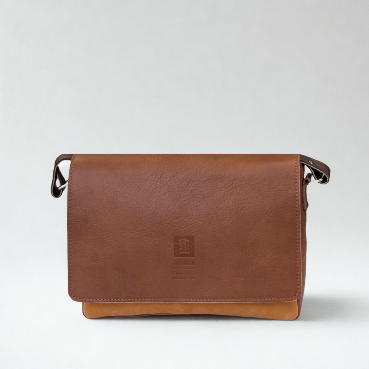 brązowa listonoszka skórzana 00-12-0404-E10-201808 (5).jpg