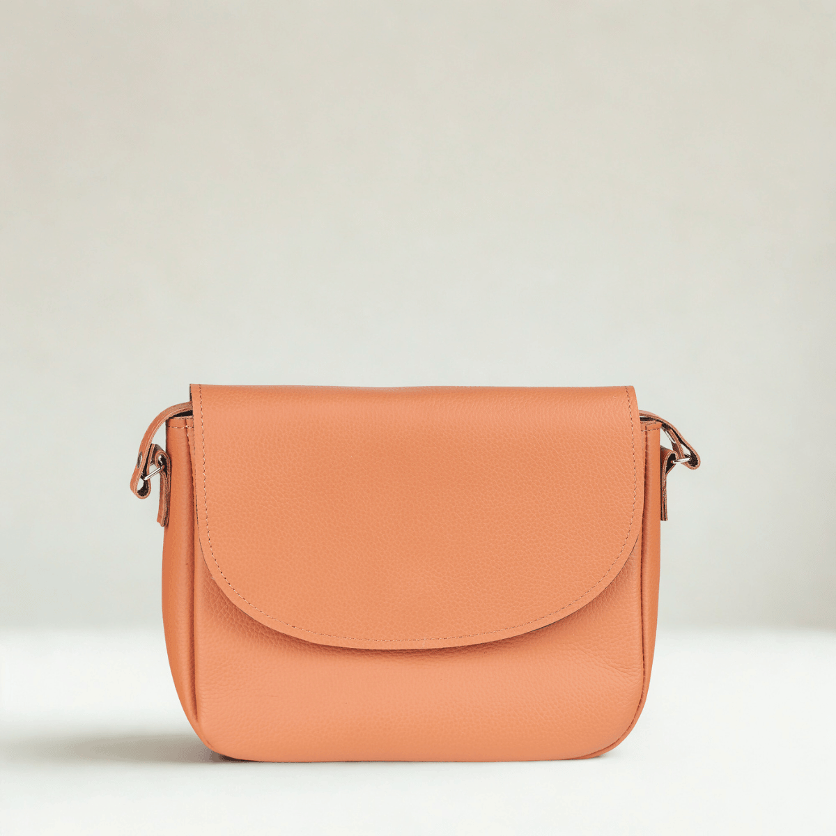 torebka skórzana mini 00-464-1212-e10-031706P.jpg