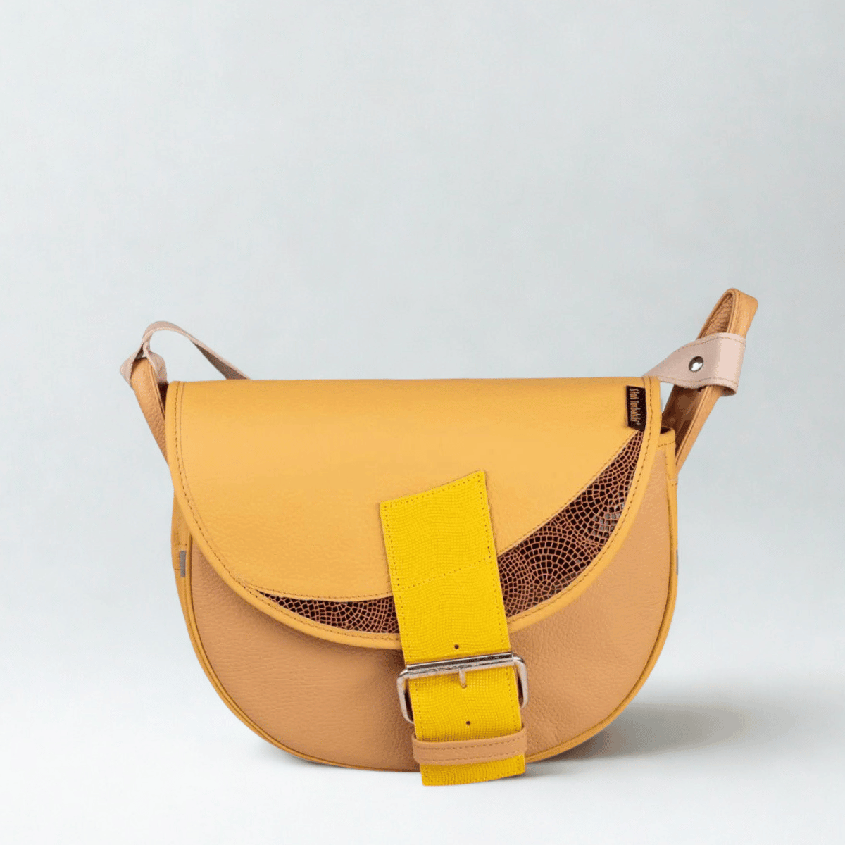 -żółta damska torebka listonoszka skórzana na ramię Freshman Mini