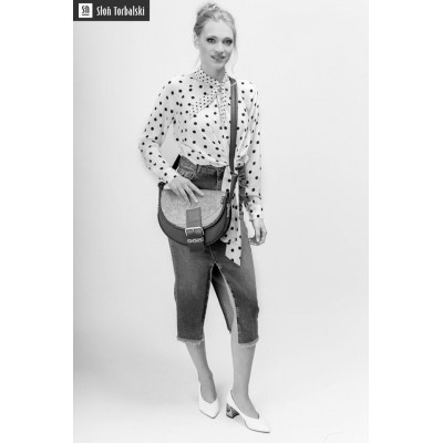 leather shoulder bag model