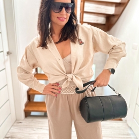 Wiosenne stylizacje zasługują na wyjątkowe dodatki 🌸✨

Torebka Tuba od Słonia Torbalskiego to idealne dopełnienie każdego looku - lekka, stylowa i pełna charakteru 💖👜

Dodaj swojej wiośnie modowego akcentu i wyróżnij się każdego dnia 🌿💫

#SłońTorbalski #wiosennystyl #torebkatuba #modowedodatki #stylowawiosna