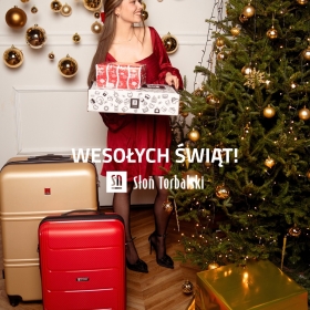 Niech te Święta będą miękkie jak ulubiona torba👜, spokojne jak zimowy poranek❄️ i pełne dobrych momentów, które zostaną z Wami na długo!🎄🥰
.
Wesołych Świąt! ❤
Życzy Słoń Torbalski 🎁🐘
#SłońTorbalski 

#święta #życzeniaświąteczne #choinka #prezentnaświęta #galanteriaskórzana