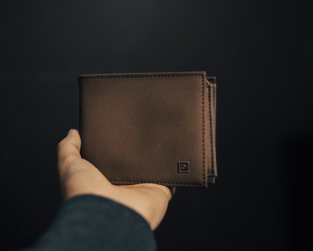 Zobacz, jaki kolor portfela wybrać!